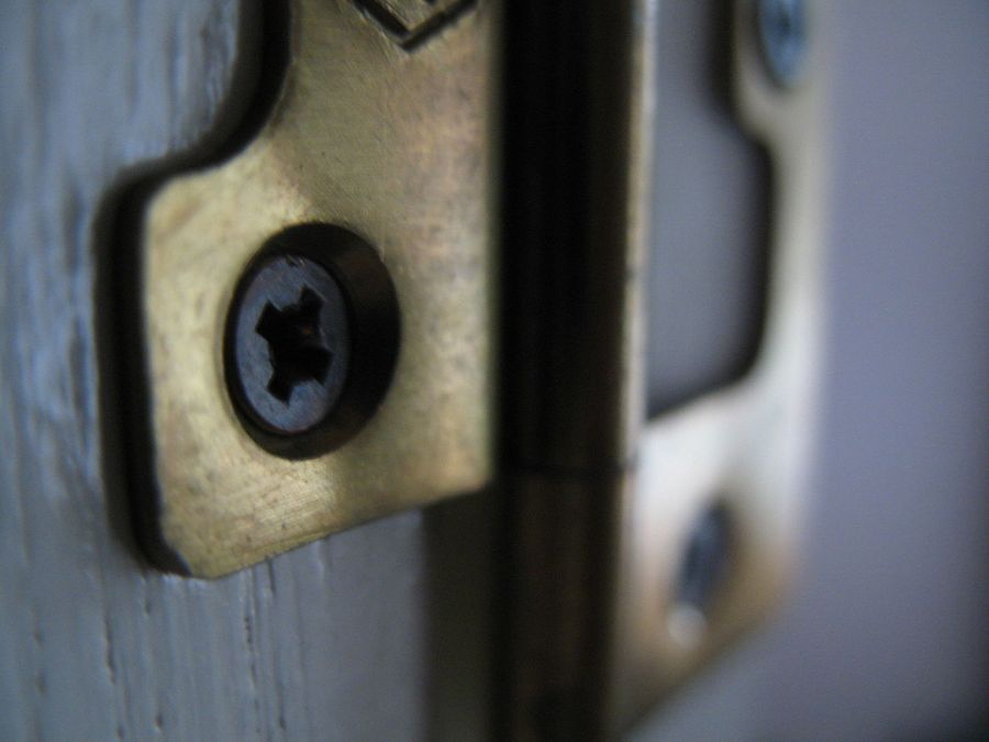 Flush Hinge